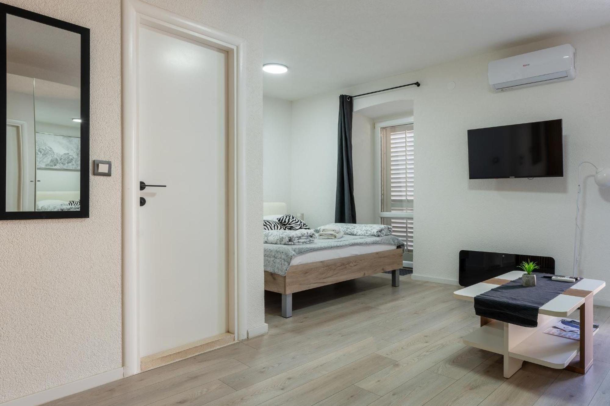 Apartments Villa Sol Стон Экстерьер фото