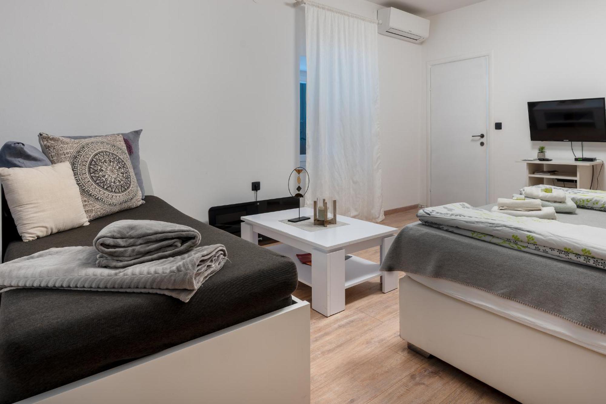 Apartments Villa Sol Стон Экстерьер фото