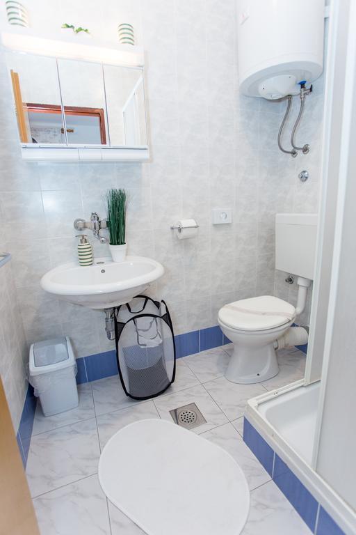 Apartments Villa Sol Стон Экстерьер фото