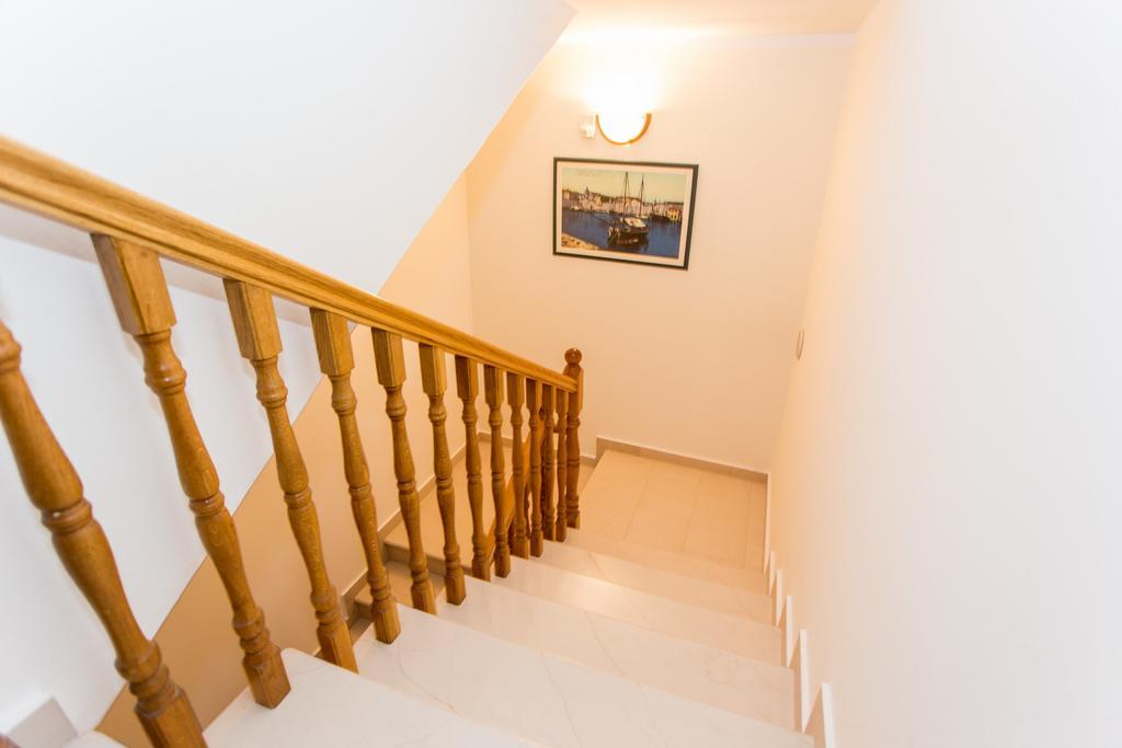 Apartments Villa Sol Стон Экстерьер фото